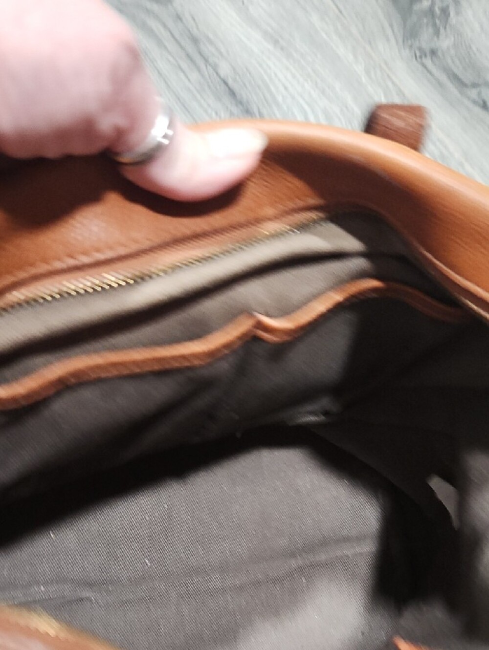 Camel Pebbled Leather Madewell Transport Med Tote W/Floral Guitar Strap - Picture 12 of 12